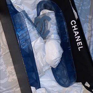 Chanel Pool Slides SS18